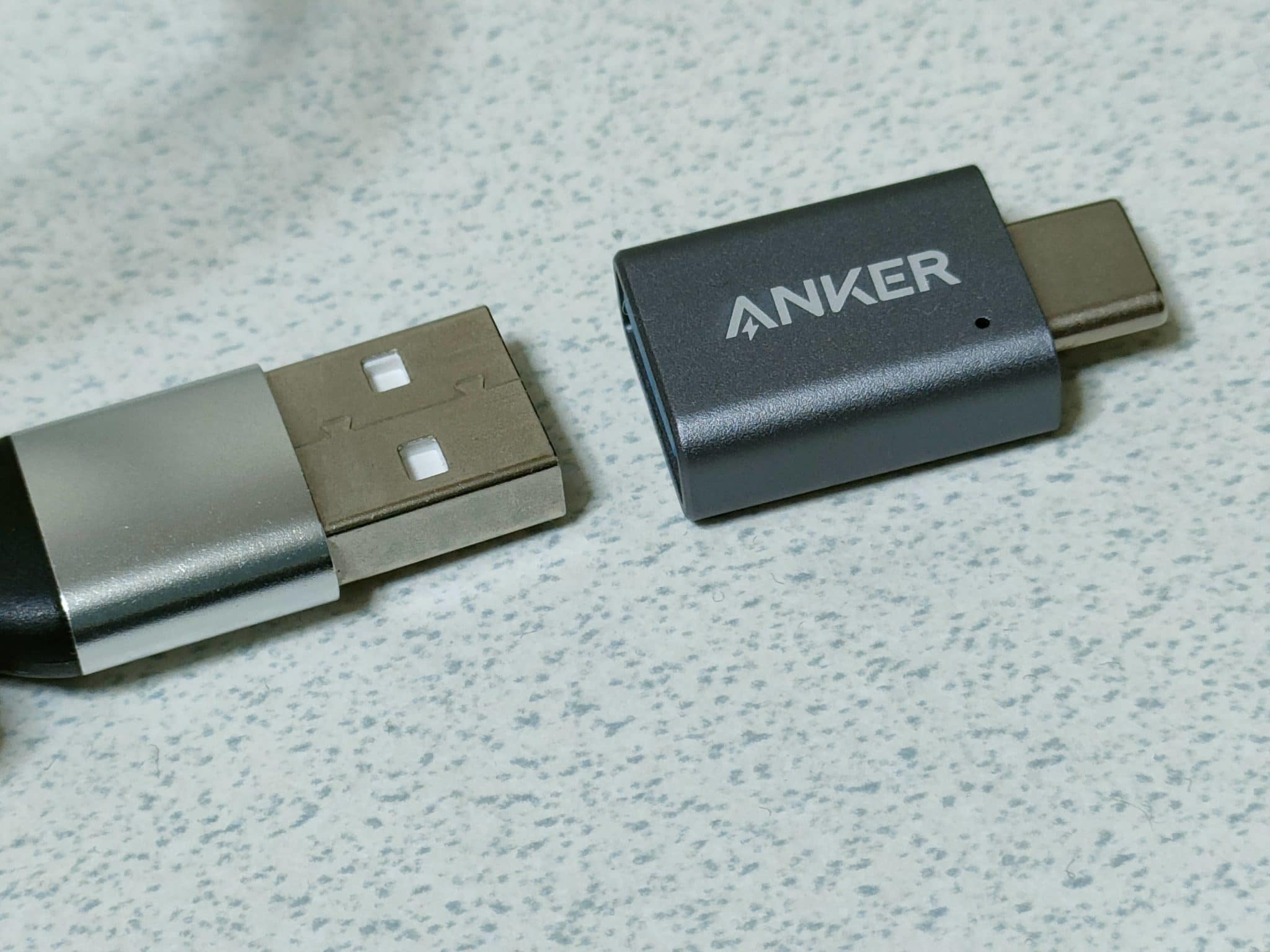 Anker USB-C & USB 3.0 変換アダプタ