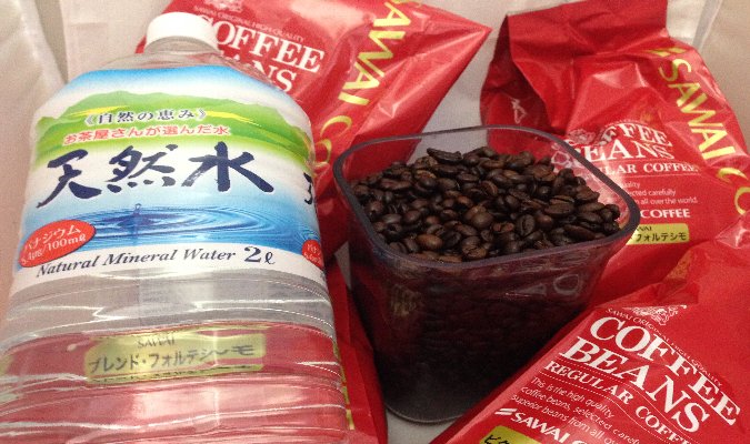 一番安いコーヒー豆と一番安い天然水でコーヒーを入れてみた。